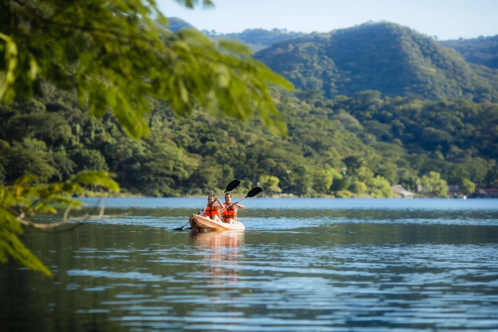 Kayak en la laguna